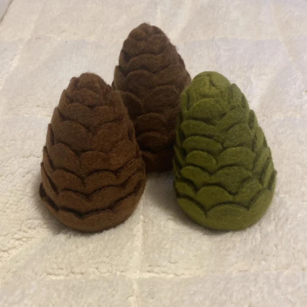 3 TraderJoe’s Felted Pinecones - Picture 3 of 5